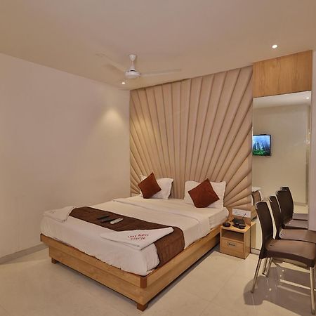 Hotel Stay Inn Нави Мумбаи Экстерьер фото